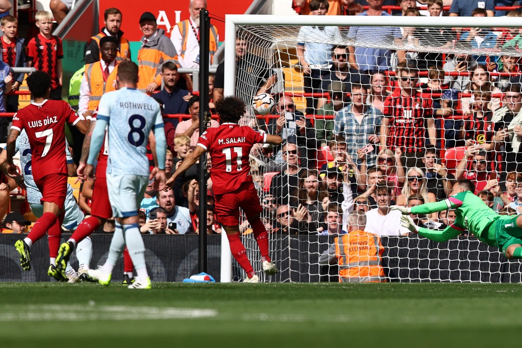 Liverpool vira contra o Bournemouth e vence a primeira no Campeonato Inglês  - Cidades Na Web