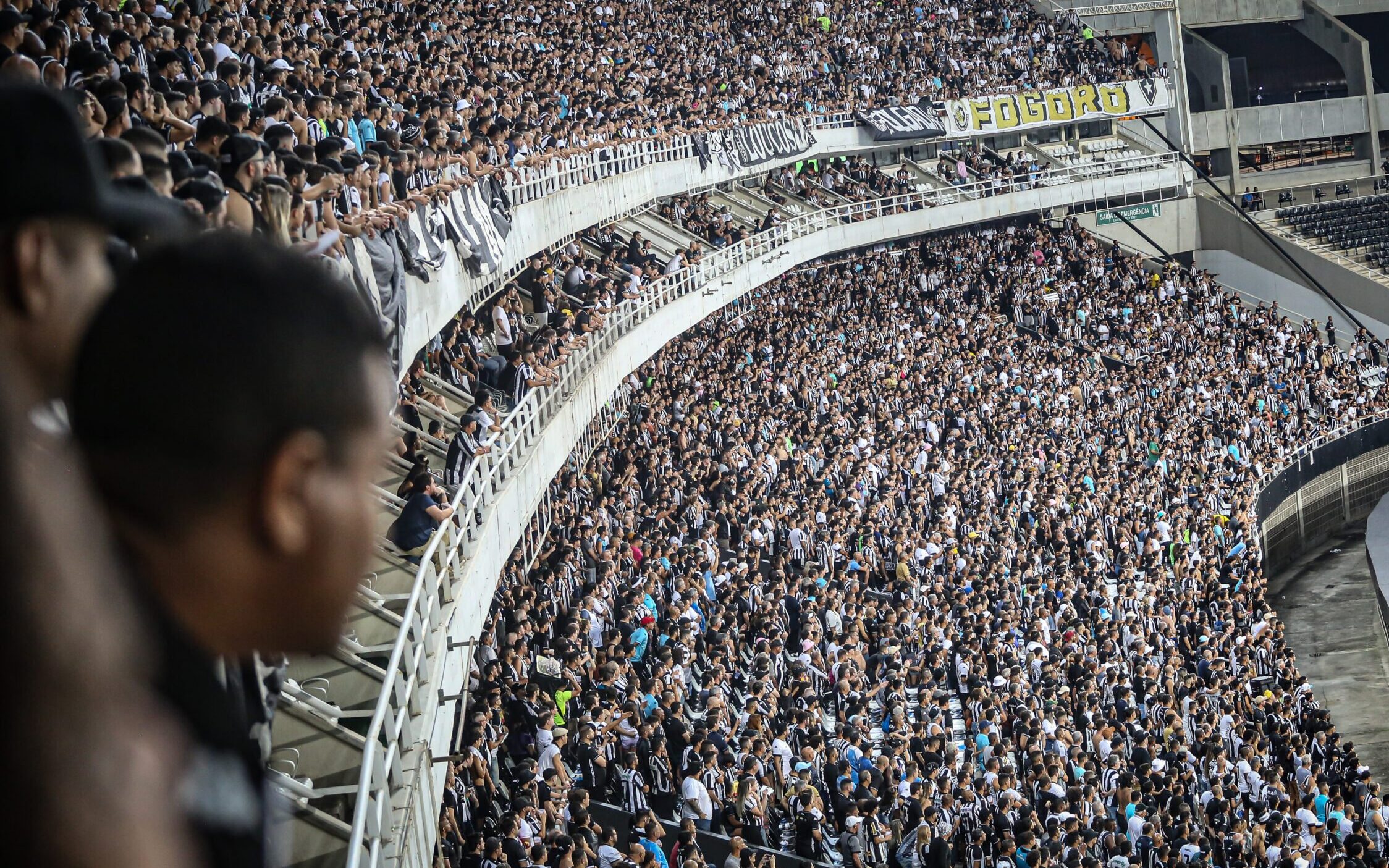 ANÁLISE: Estratégia de Bruno Lage pode colocar o Botafogo em xeque