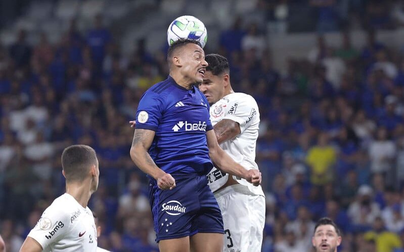 Cruzeiro e Vasco ficam no empate em confronto direto contra o Z-4