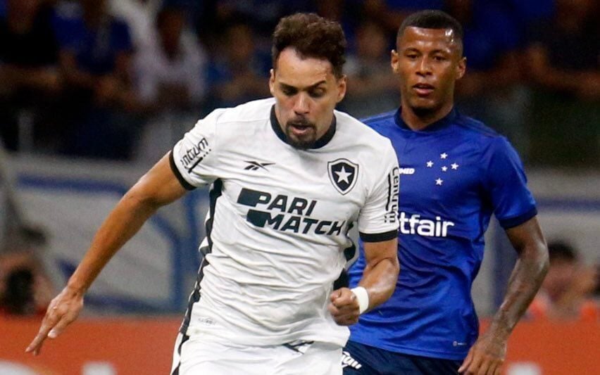 Botafogo joga mal e não sai do zero contra o Cruzeiro no Mineirão pelo  Campeonato Brasileiro