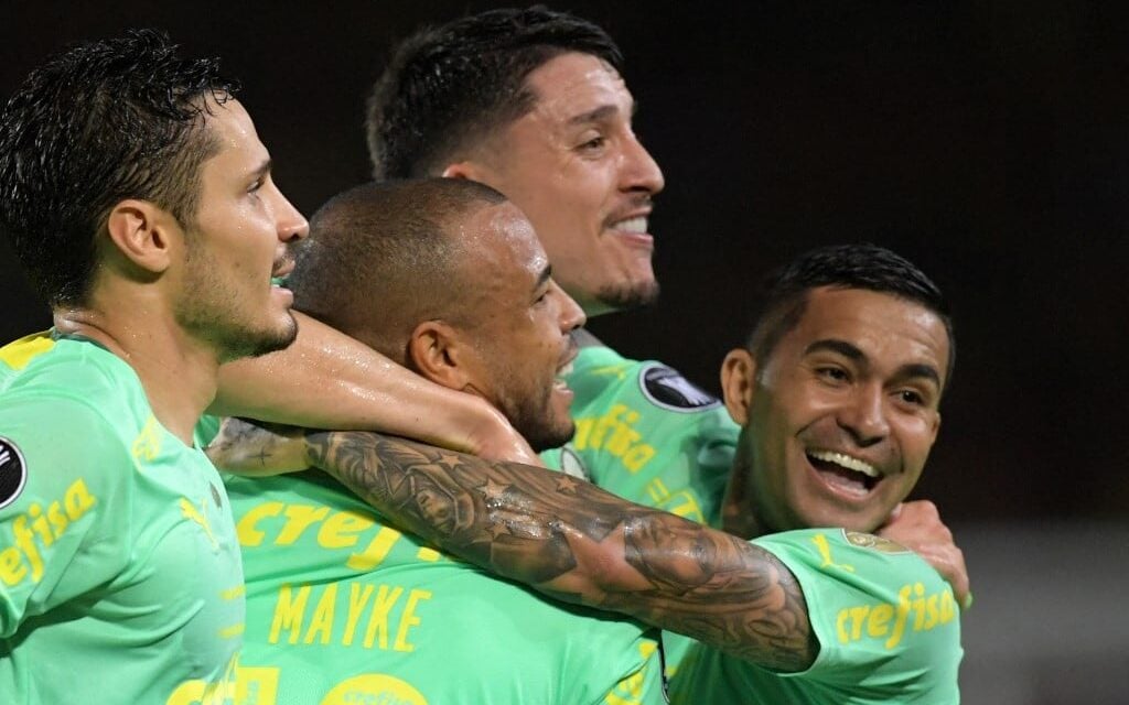 Com show de Rony, Palmeiras goleia o Deportivo Pereira e dá