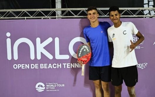 Rafael Moura, o He-Man, participa de evento com estrelas do Beach Tennis no  Flamengo