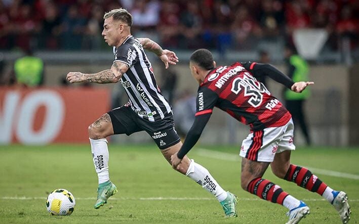 Flamengo on X: O MENGÃO vai enfrentar o Olimpia (PAR) nas oitavas de final  da @libertadoresbr! Primeiro jogo no Maraca! #CRF #VamosFlamengo   / X