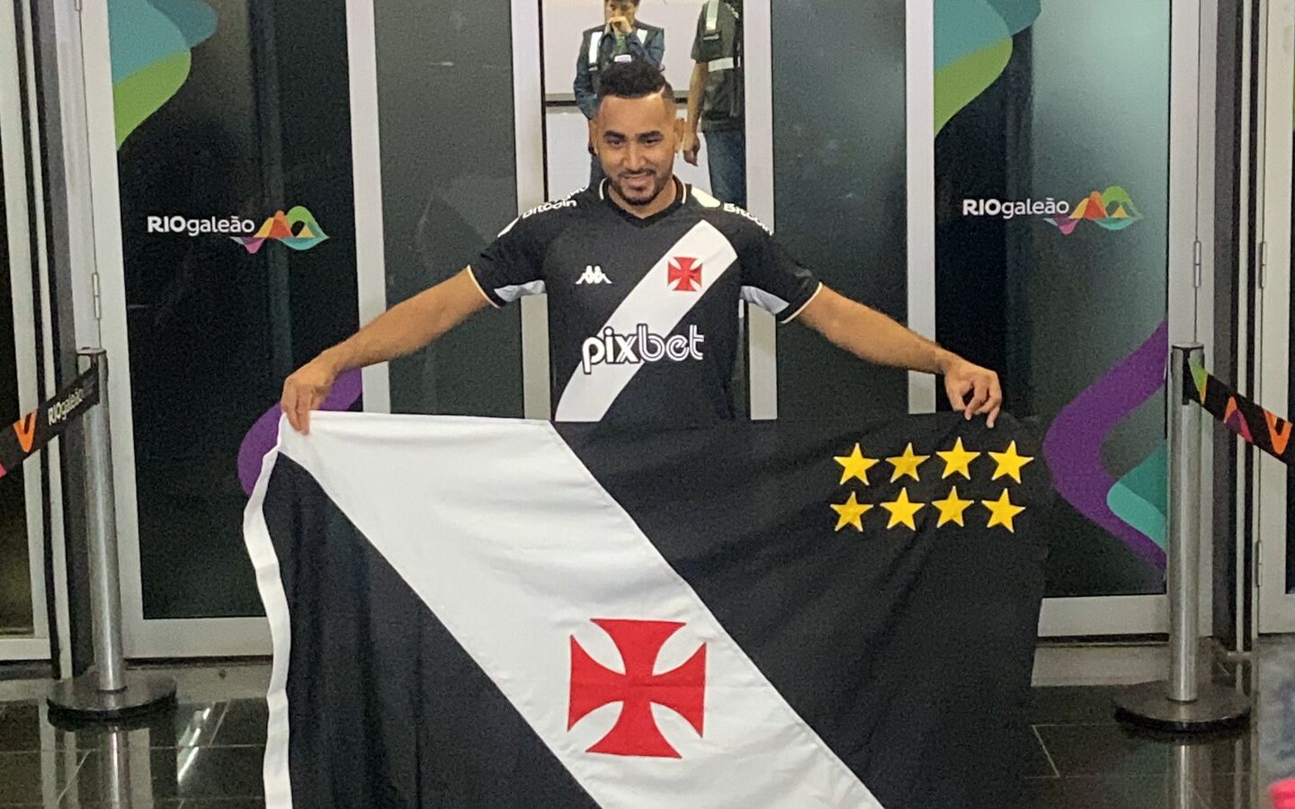 Justiça impede Vasco de jogar contra o Atlético-MG no Maracanã