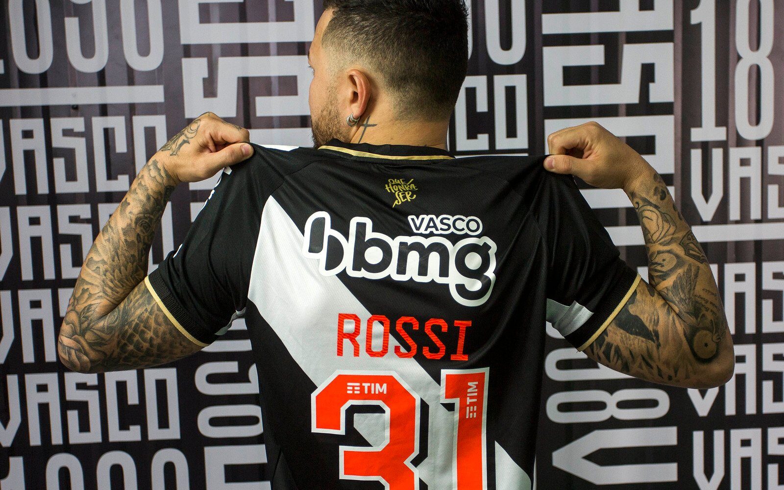 Vasco aguarda resposta de Carrascal para ser o camisa 10