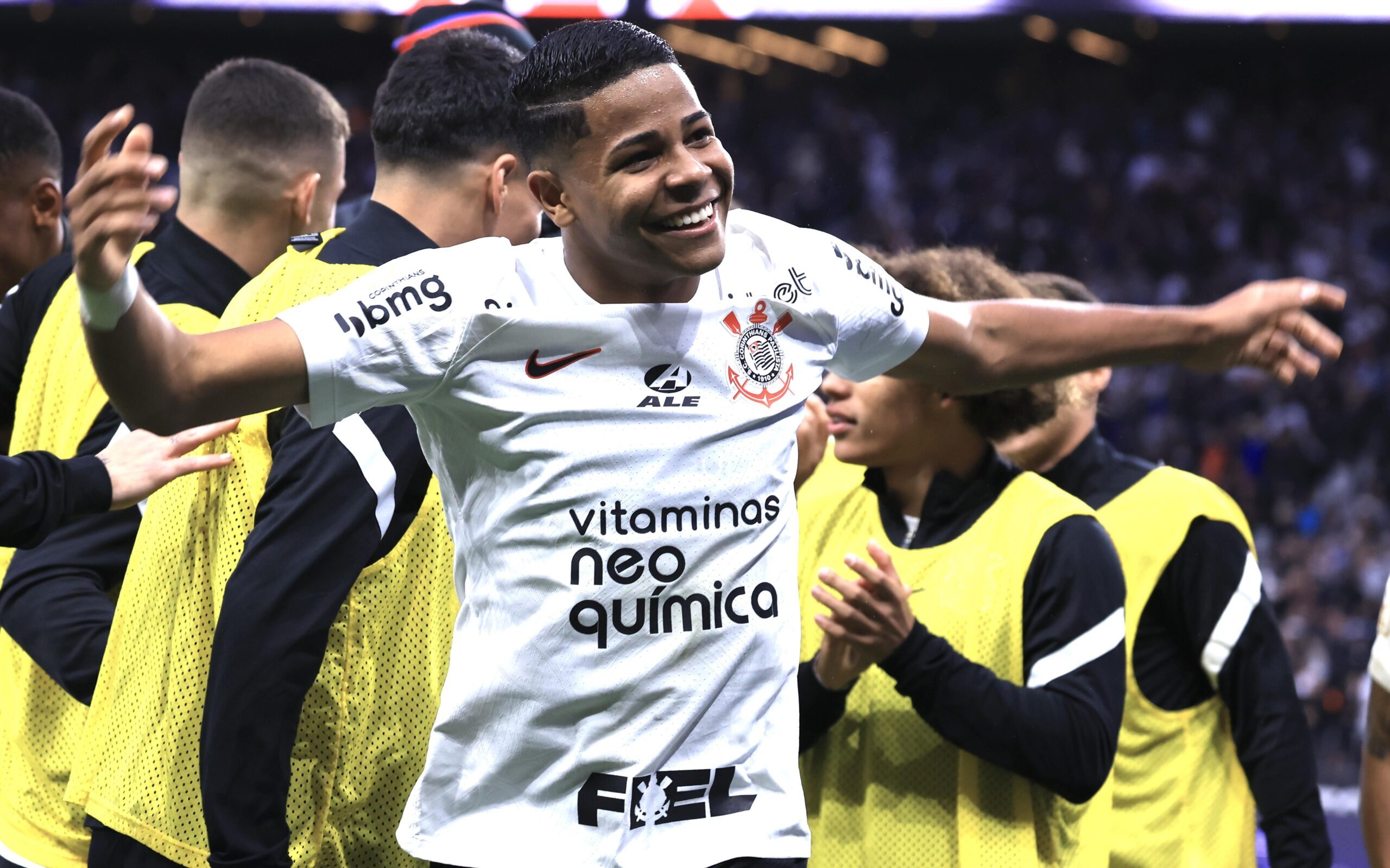 Corinthians recebe sondagem do PSG por atacante Wesley