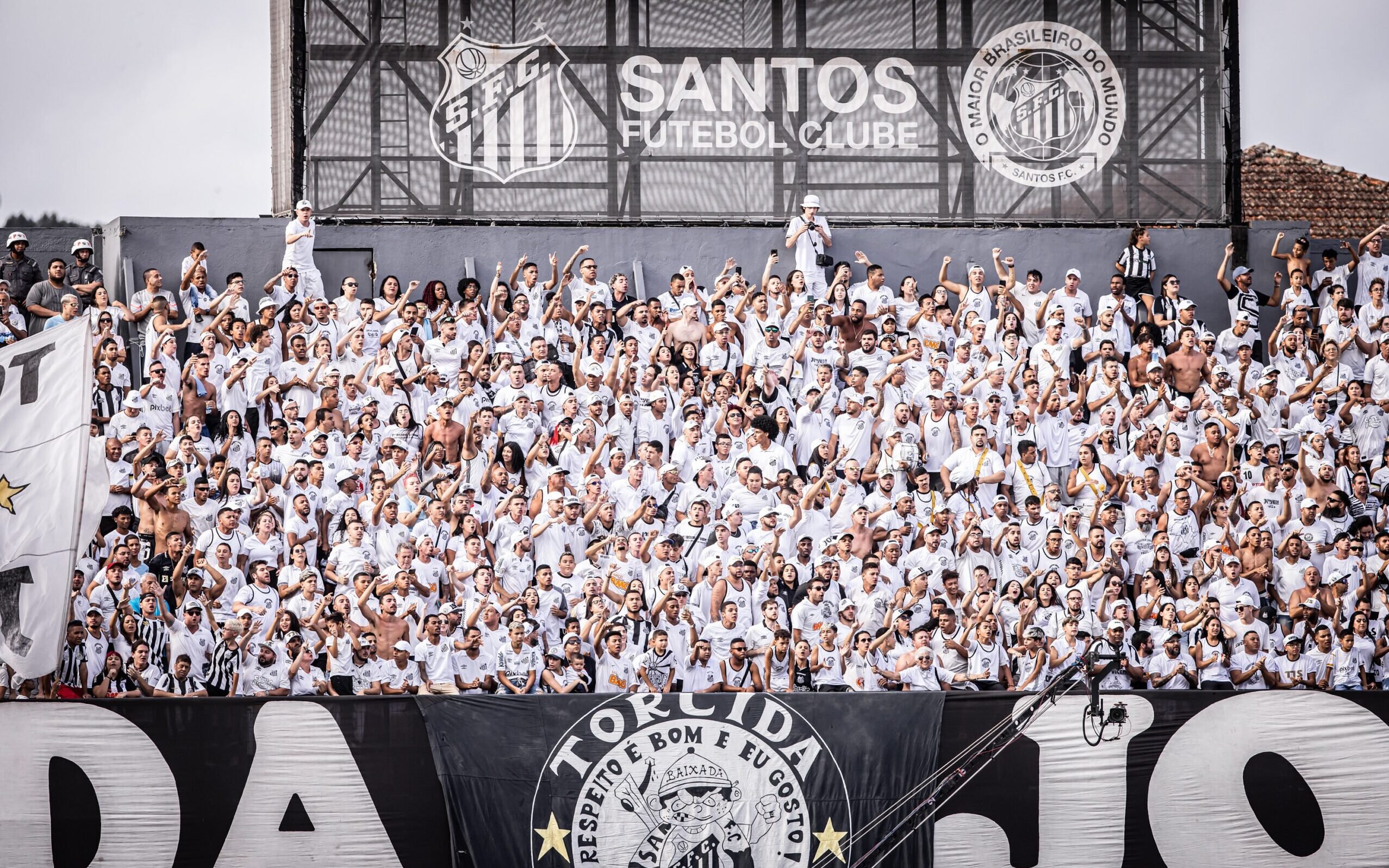 Santos voltará a ter torcida na Vila Belmiro no jogo contra o Grêmio -  Santos Futebol Clube