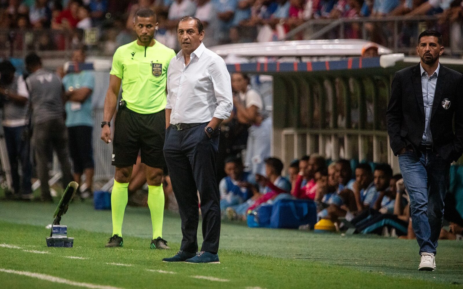 É ASSIM QUE O VASCO VAI JOGAR CONTRA O FLUMINENSE HOJE! PAYET VAI SER  TÍTULAR! 