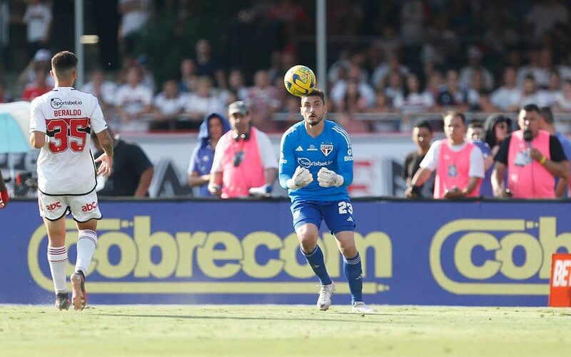 De vilão a herói no São Paulo, Nestor abre o jogo no dia do