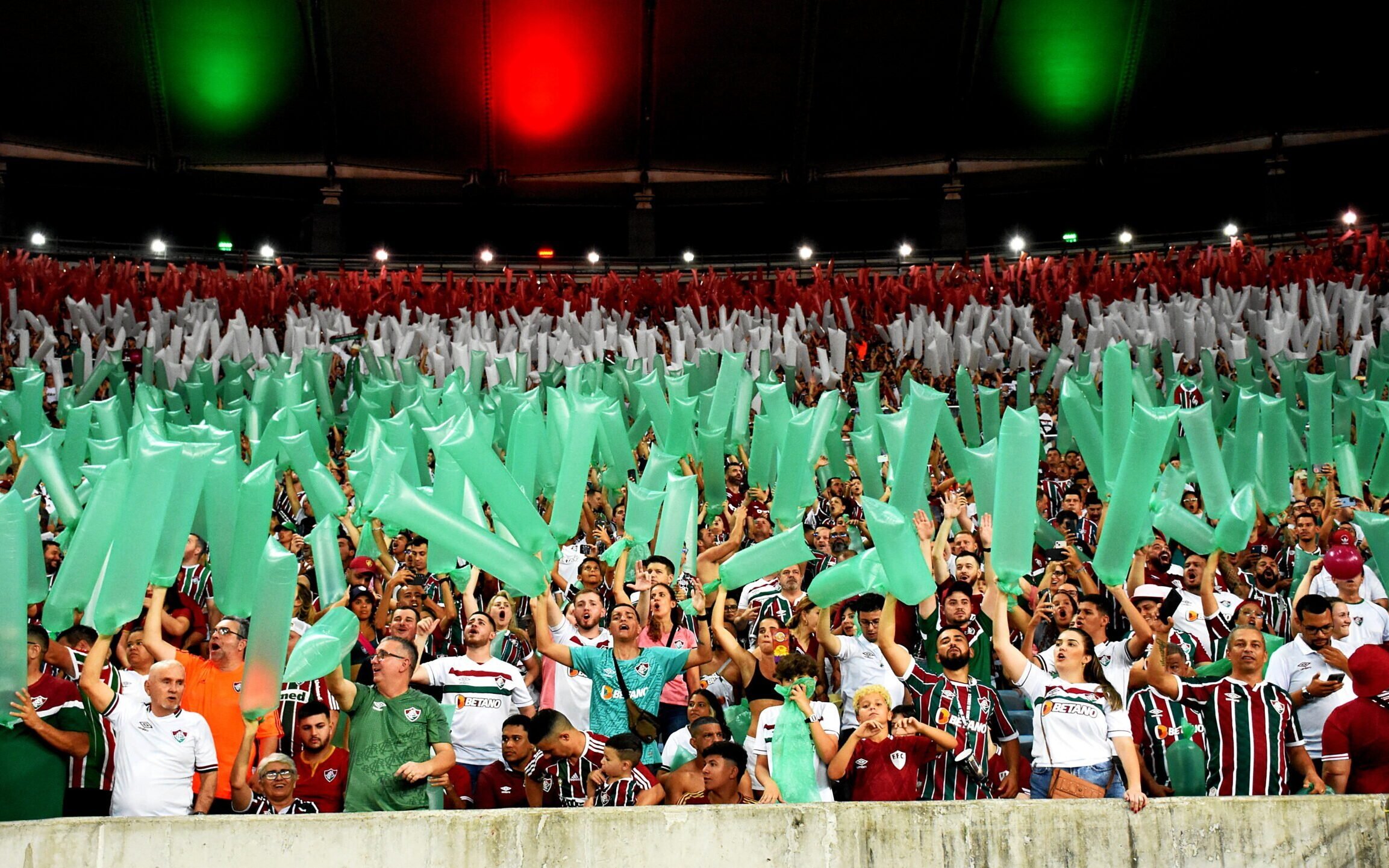 Libertadores: torcida do Fluminense esgota ingressos para jogo contra o  Olimpia