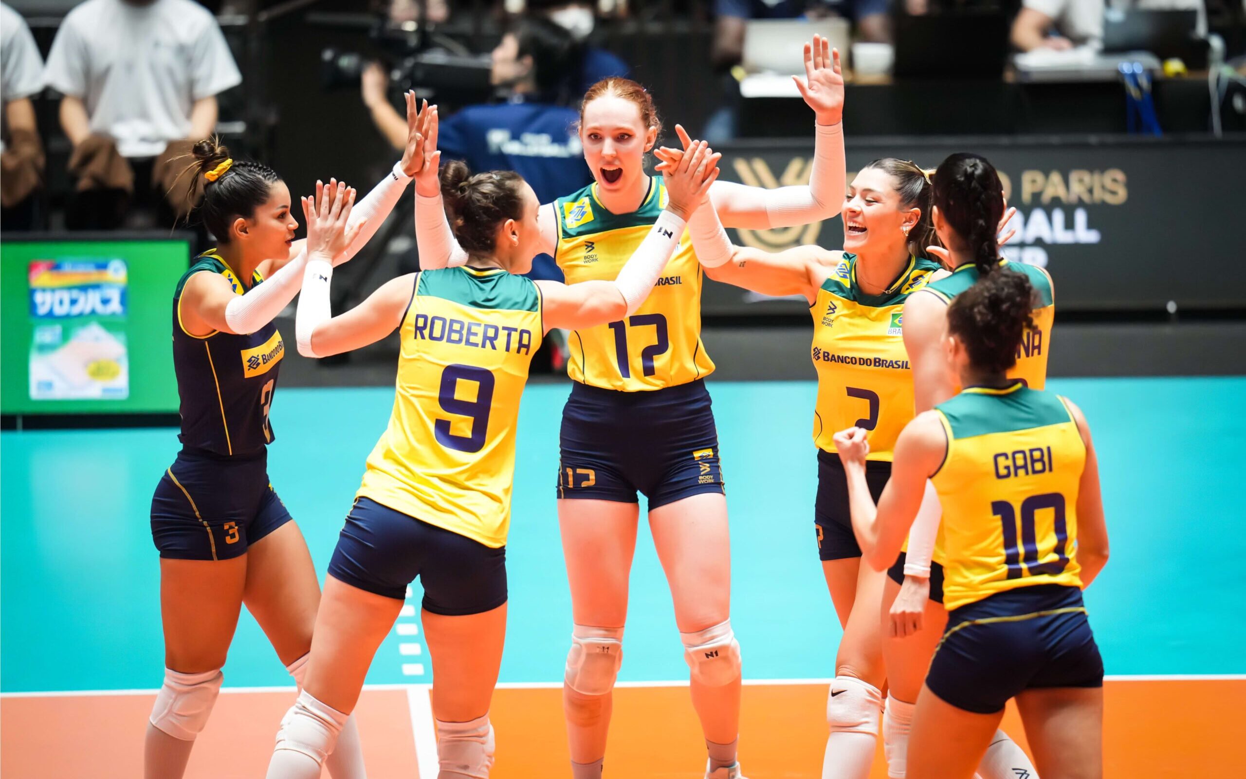 Time feminino de vôlei do Central fica em 3º no Campeonato