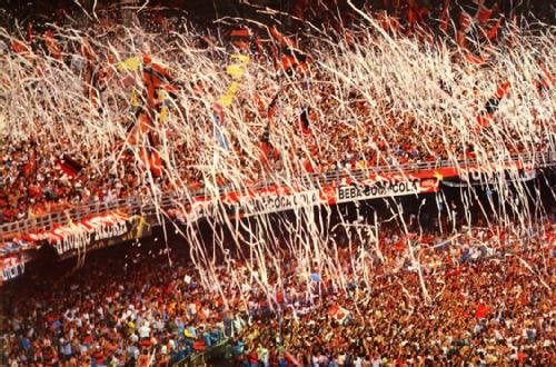 Torcida do Flamengo supera R$ 100 mil em arrecadação com 'tropa da  vaquinha'; veja detalhes de festa para final da Copa do Brasil - Lance!