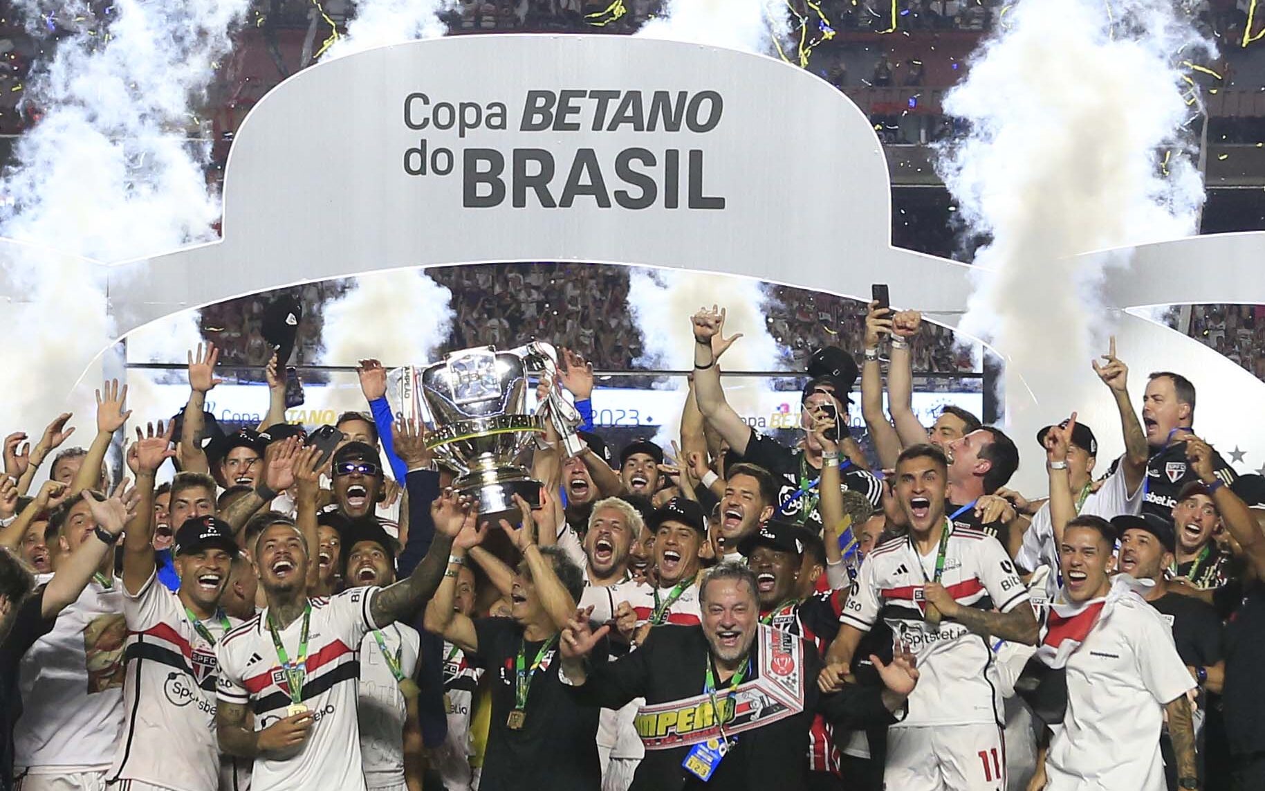 Quem são os maiores campeões da Copa do Brasil? Veja lista de títulos -  Lance!