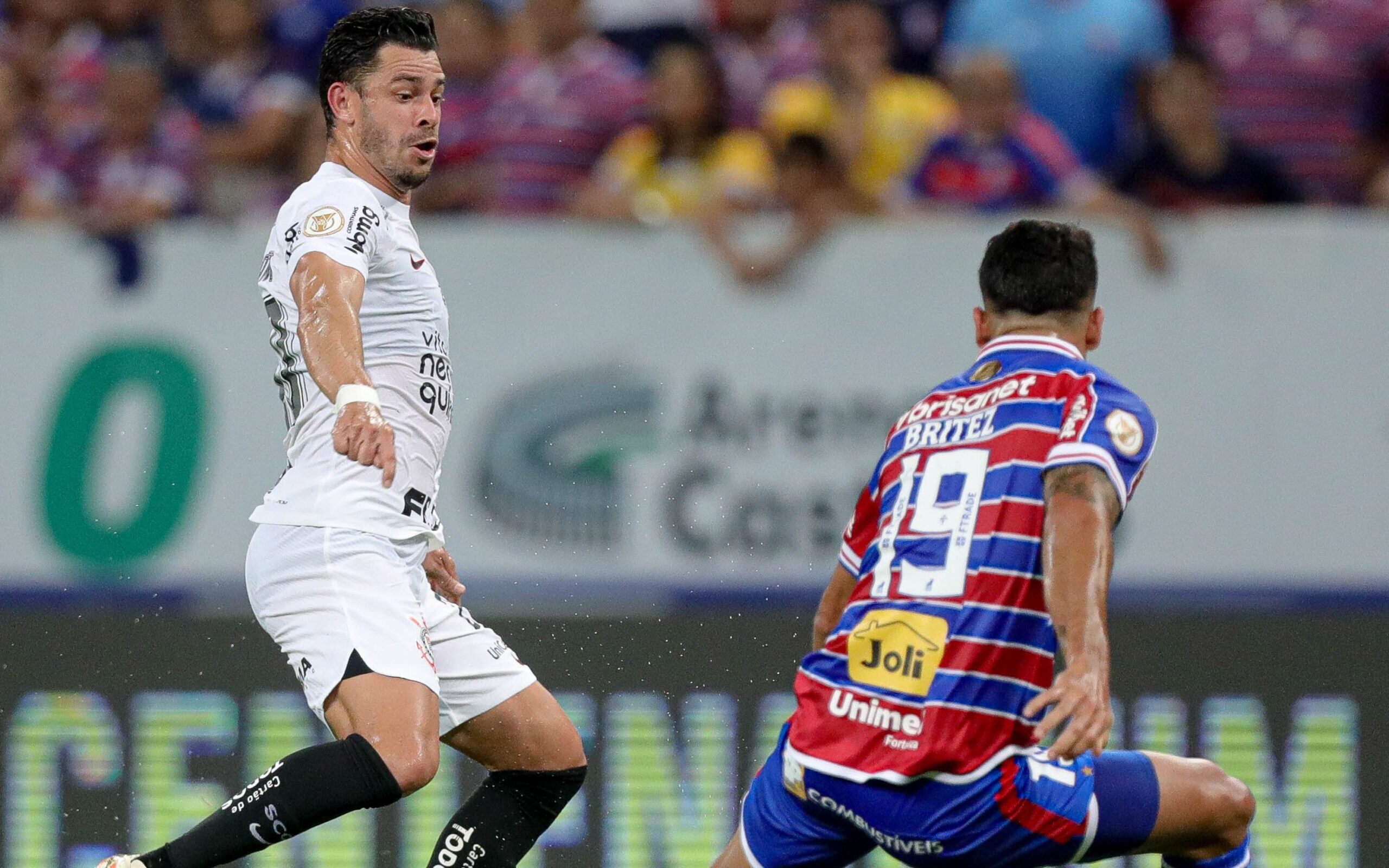 Saiba o que a diretoria do Corinthians pensa sobre possível demissão de  Luxemburgo