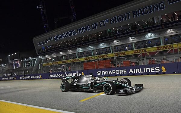 Corridas noturnas de regresso à F1. Os horários do GP de Singapura