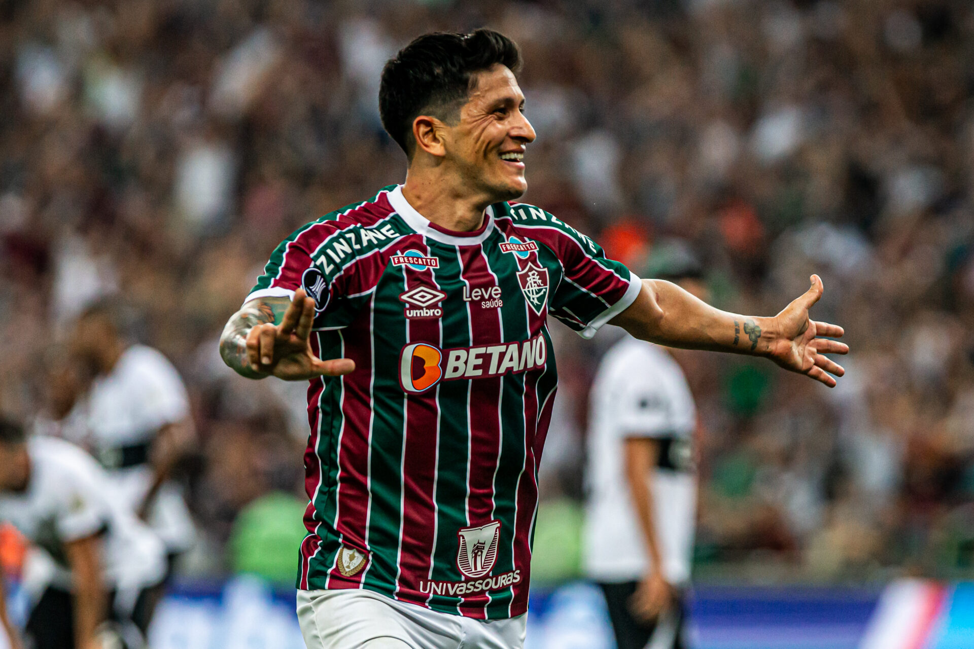 Fluminense busca empate e atrapalha Flamengo na briga pelo título do  Brasileirão – Só Notícias