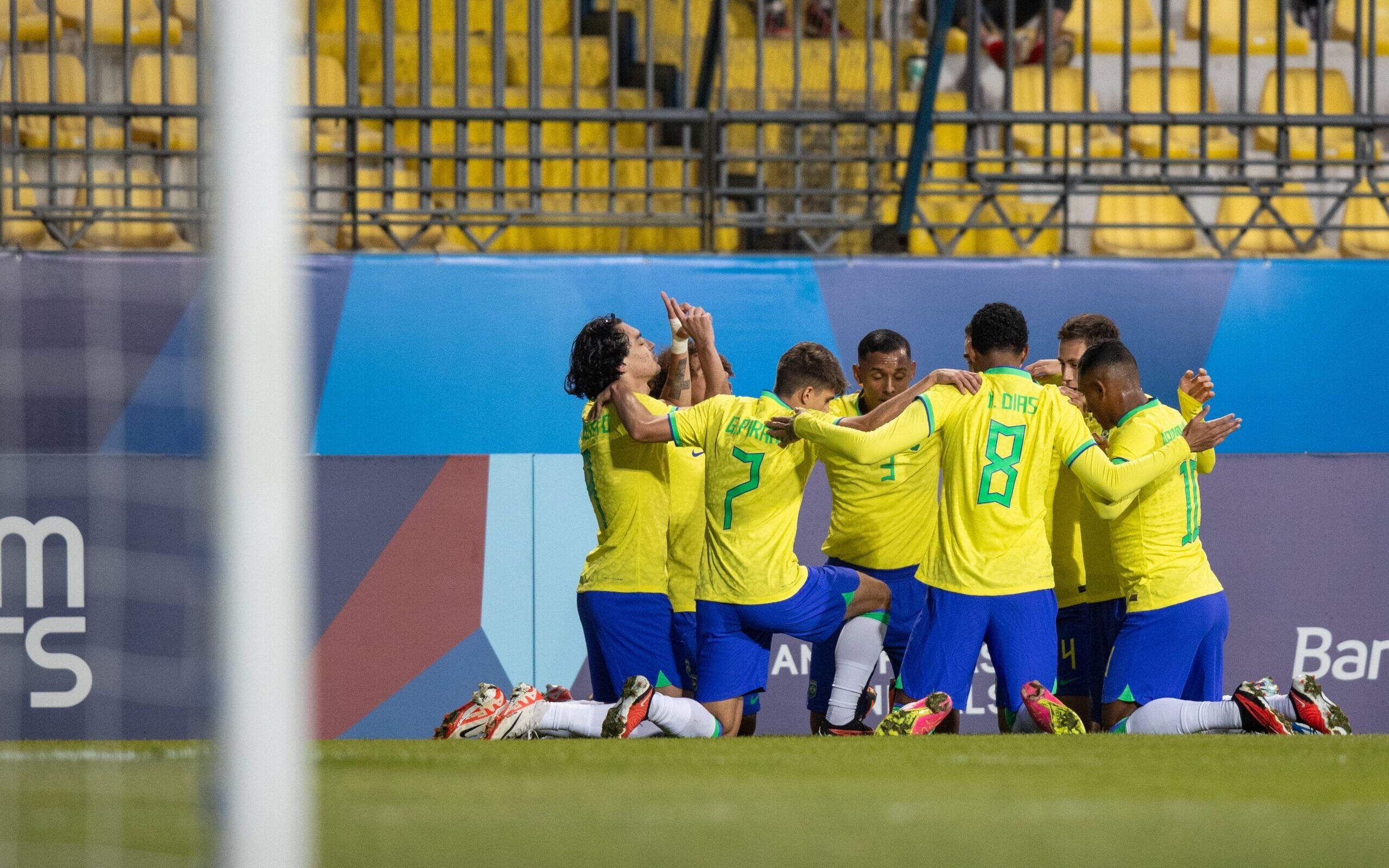 Brasil vence Colômbia e assume liderança do grupo B no futebol dos Jogos Pan -Americanos