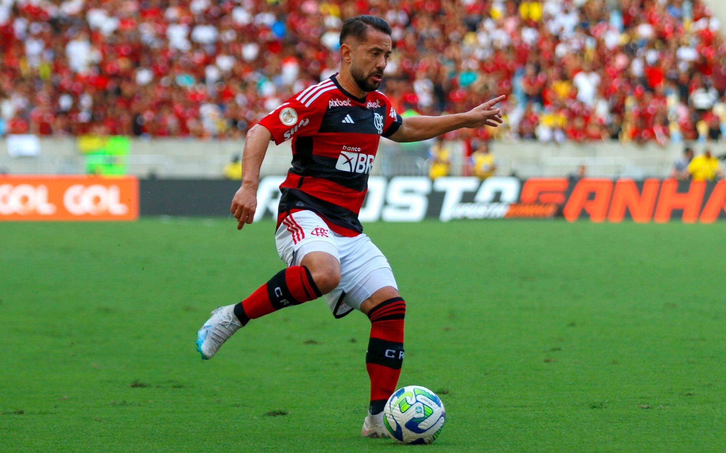 Flamengo tem 7 jogadores em reta final de contrato; veja situação