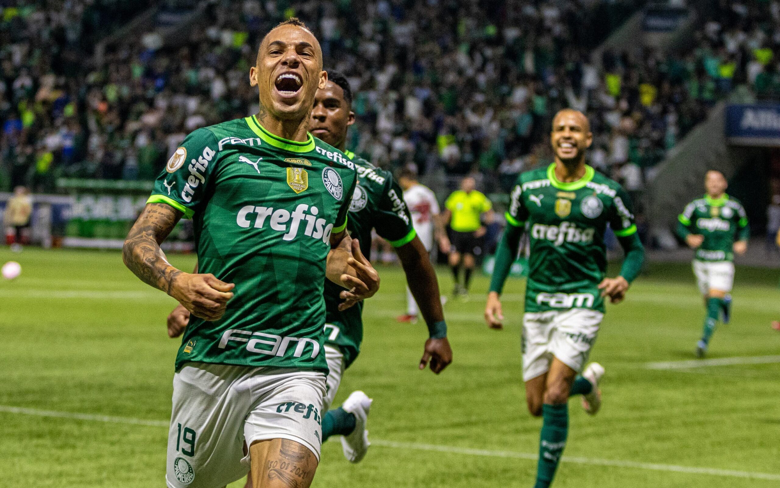 Palmeiras atropela o São Paulo, vira confronto e é campeão paulista em 2022