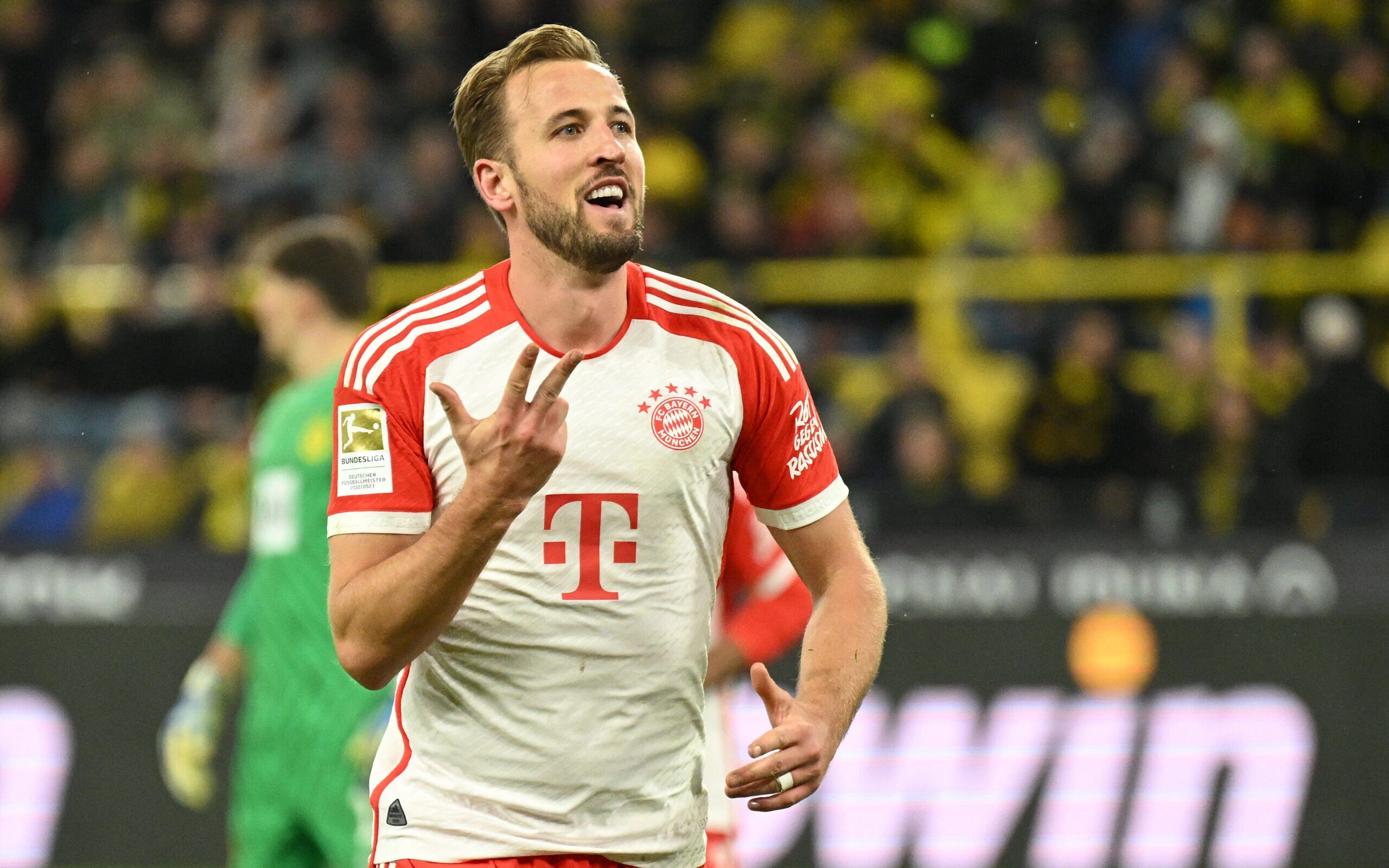 Kane garante vitória e classificação do Bayern na Champions