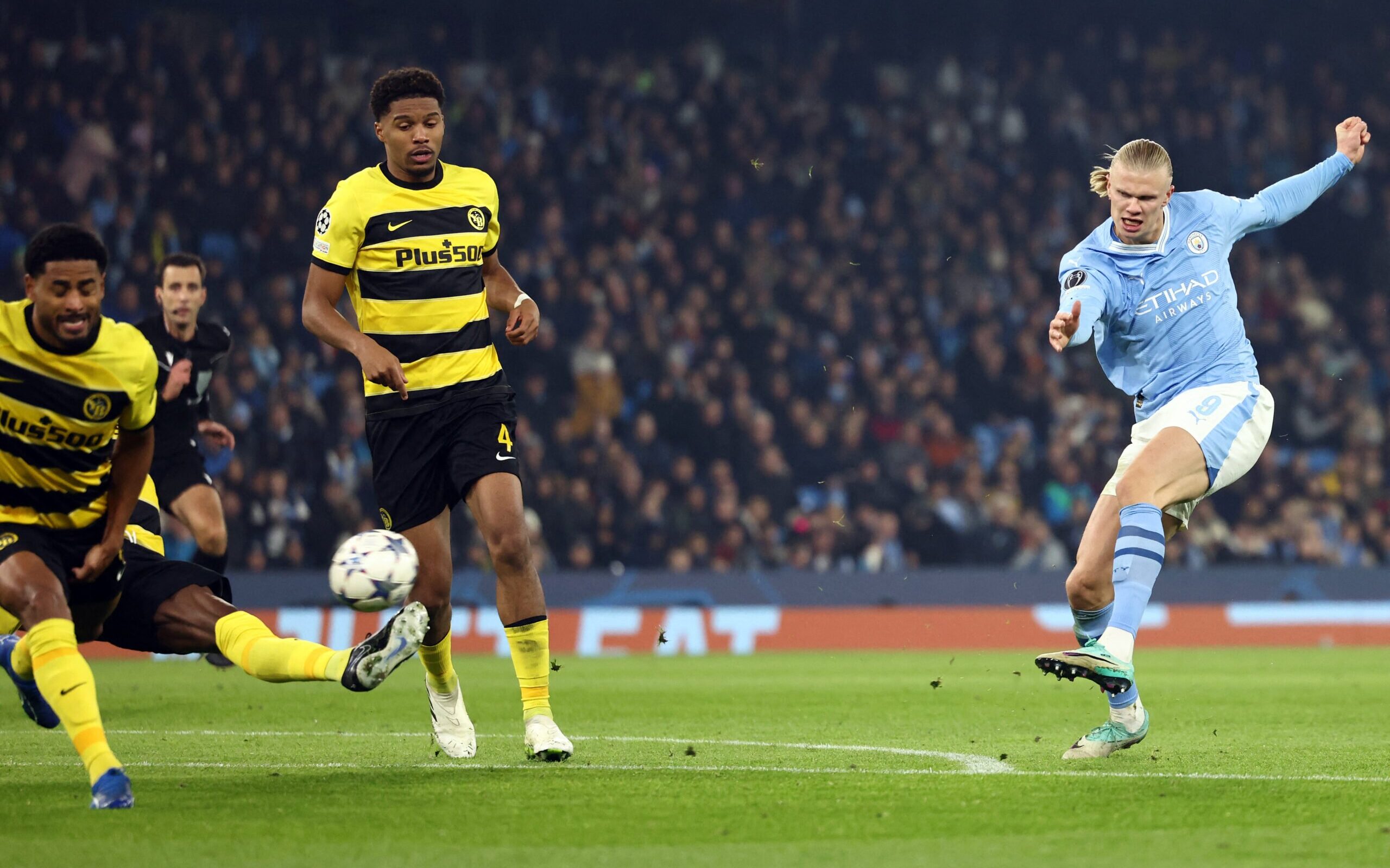 City 3-0 Young Boys: Melhores Momentos