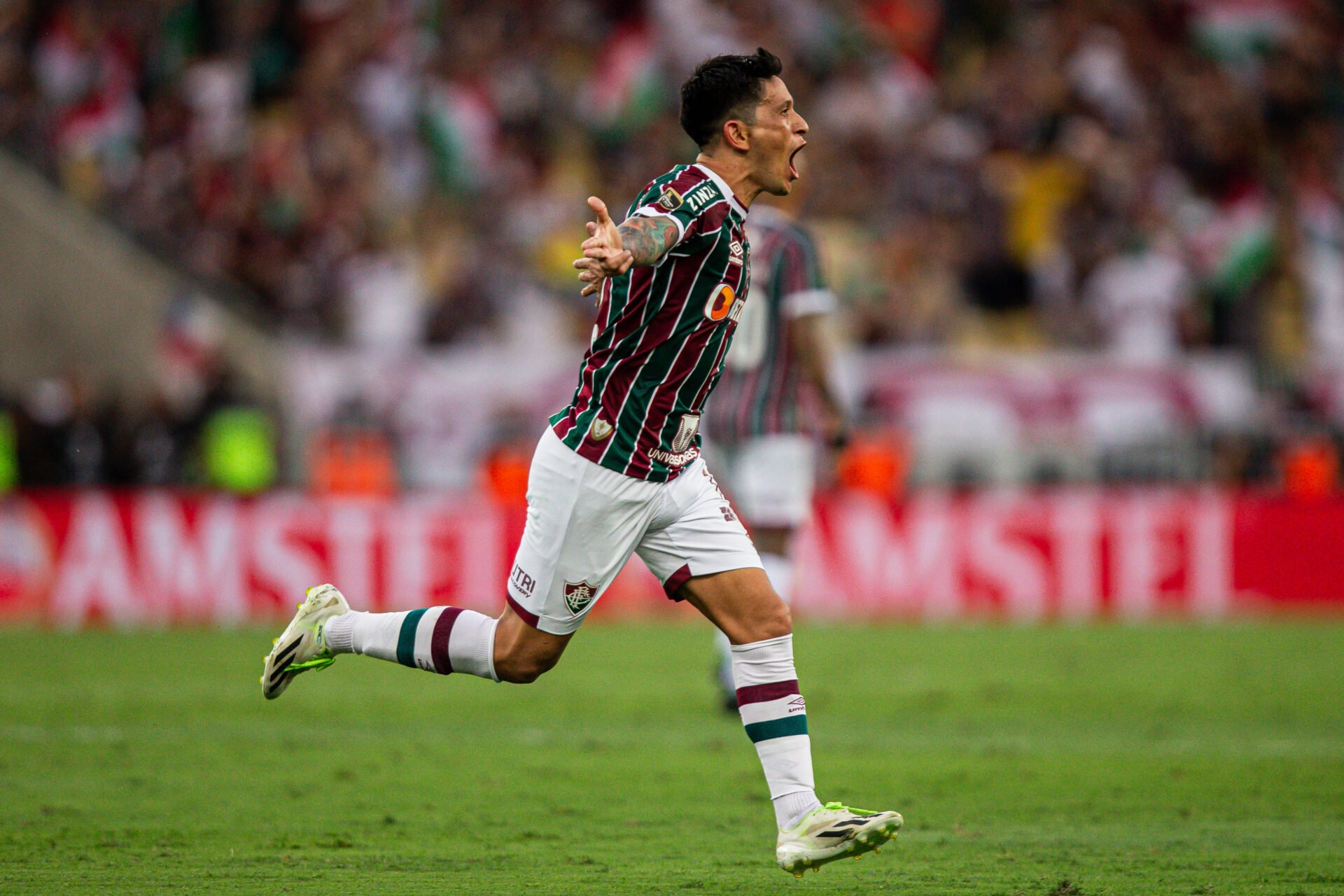 Flamengo x Fluminense: artilheiros de um toque só, Pedro e Cano são a  esperança de gols no clássico, espião estatístico