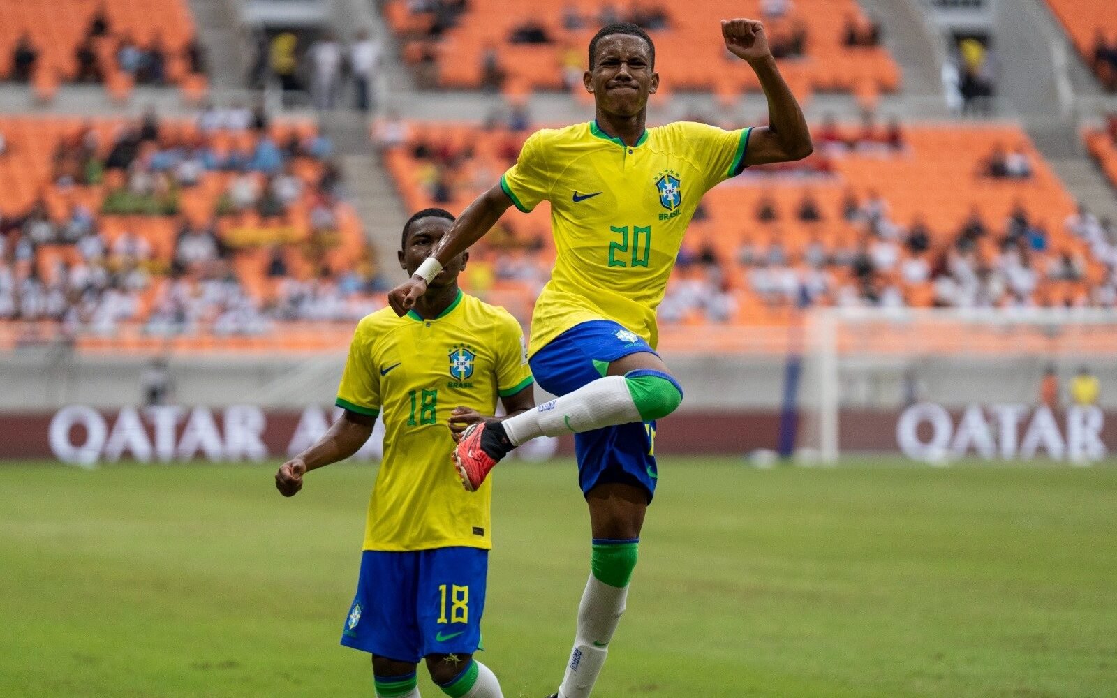 Craque do Fluminense faz três, Brasil atropela Nova Caledônia e respira na  Copa do Mundo Sub-17 - Lance!