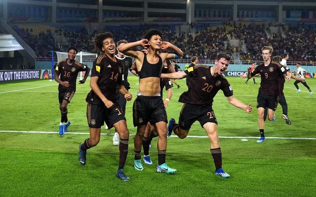 Corinthians e São Paulo vencem semifinais nos pênaltis e decidirão título  do Paulista Sub-17, futebol