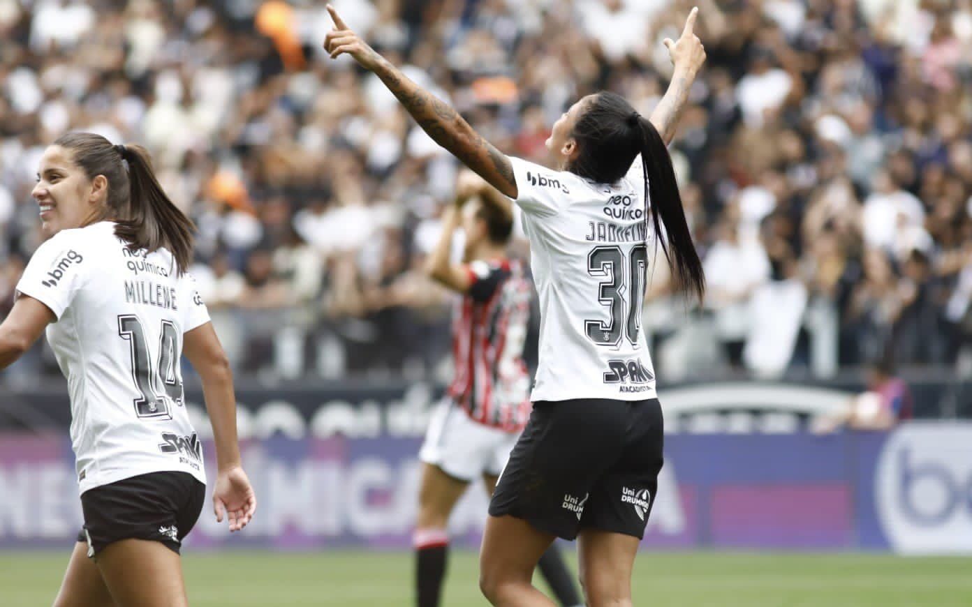 São Paulo vence o Corinthians pelo Campeonato Paulista Feminino e encosta  na liderança - Lance!