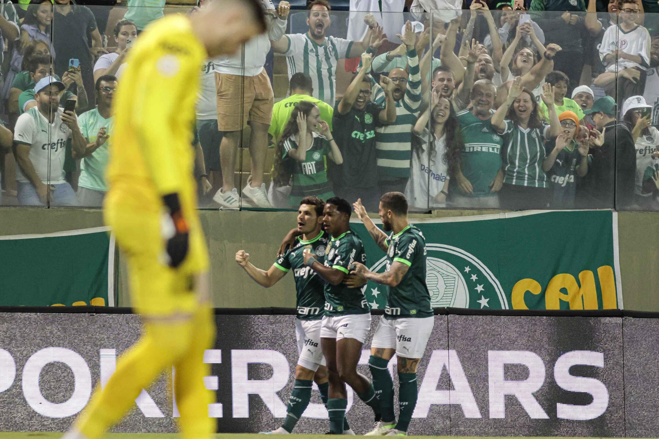 FUTEBOL: Brasileirão pode ter 4 líderes hoje