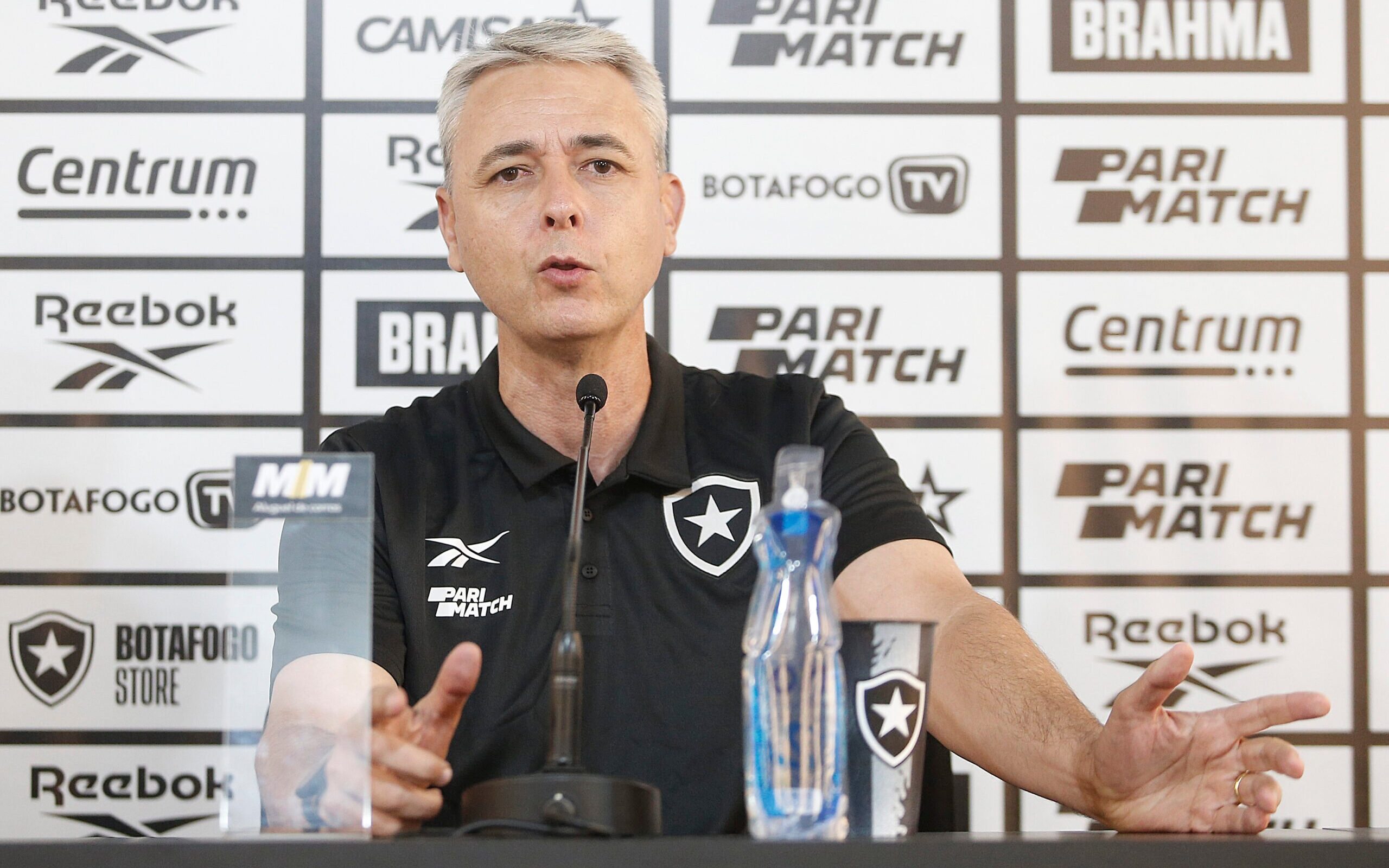 Benevenuto define 'gosto de derrota' em empate do Botafogo: 'Mandamos no  jogo