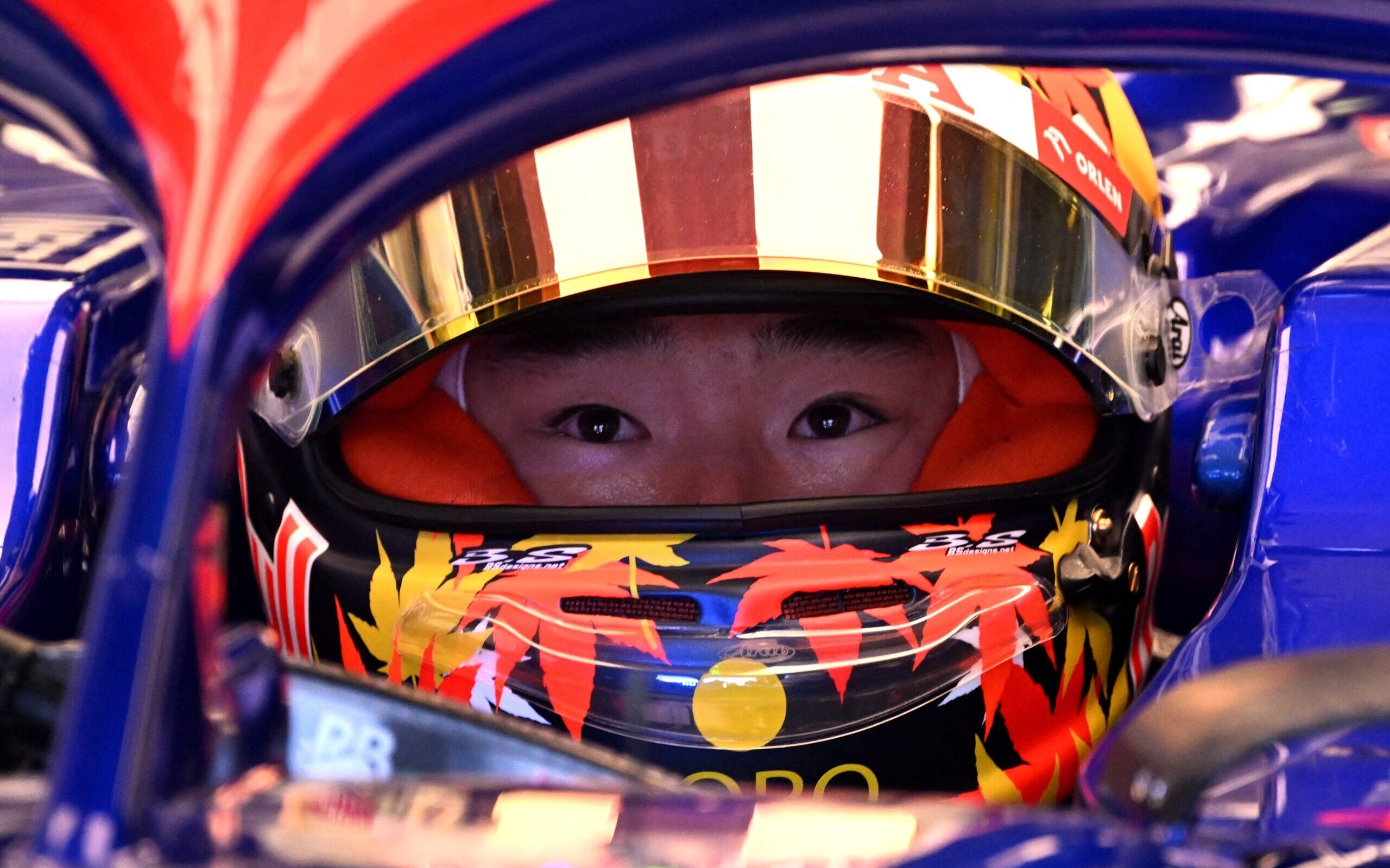 Tsunoda fica em 10º no GP do Japão e alcança marca importante em casa