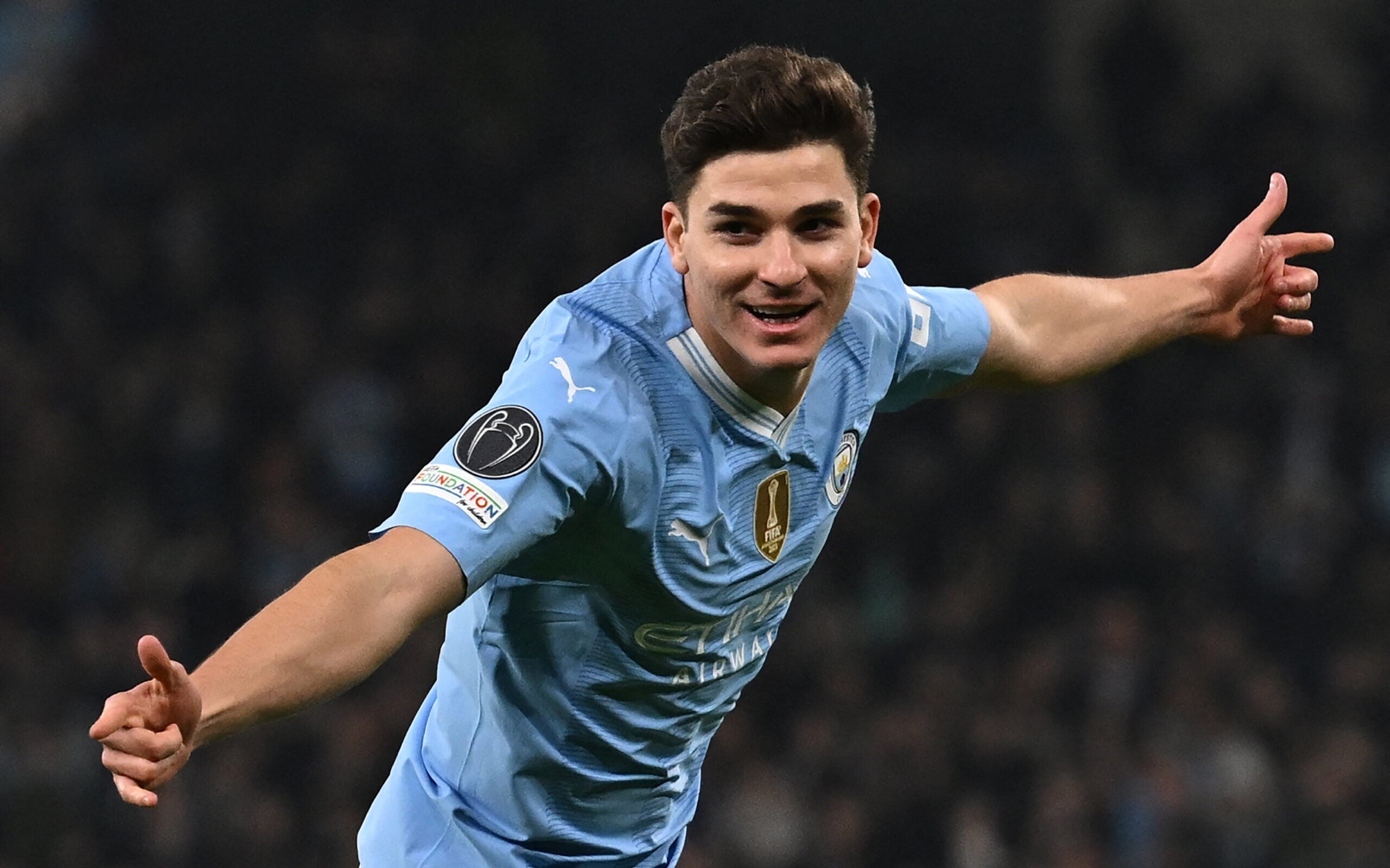 Álvarez, do Manchester City, se defende após alfinetada de