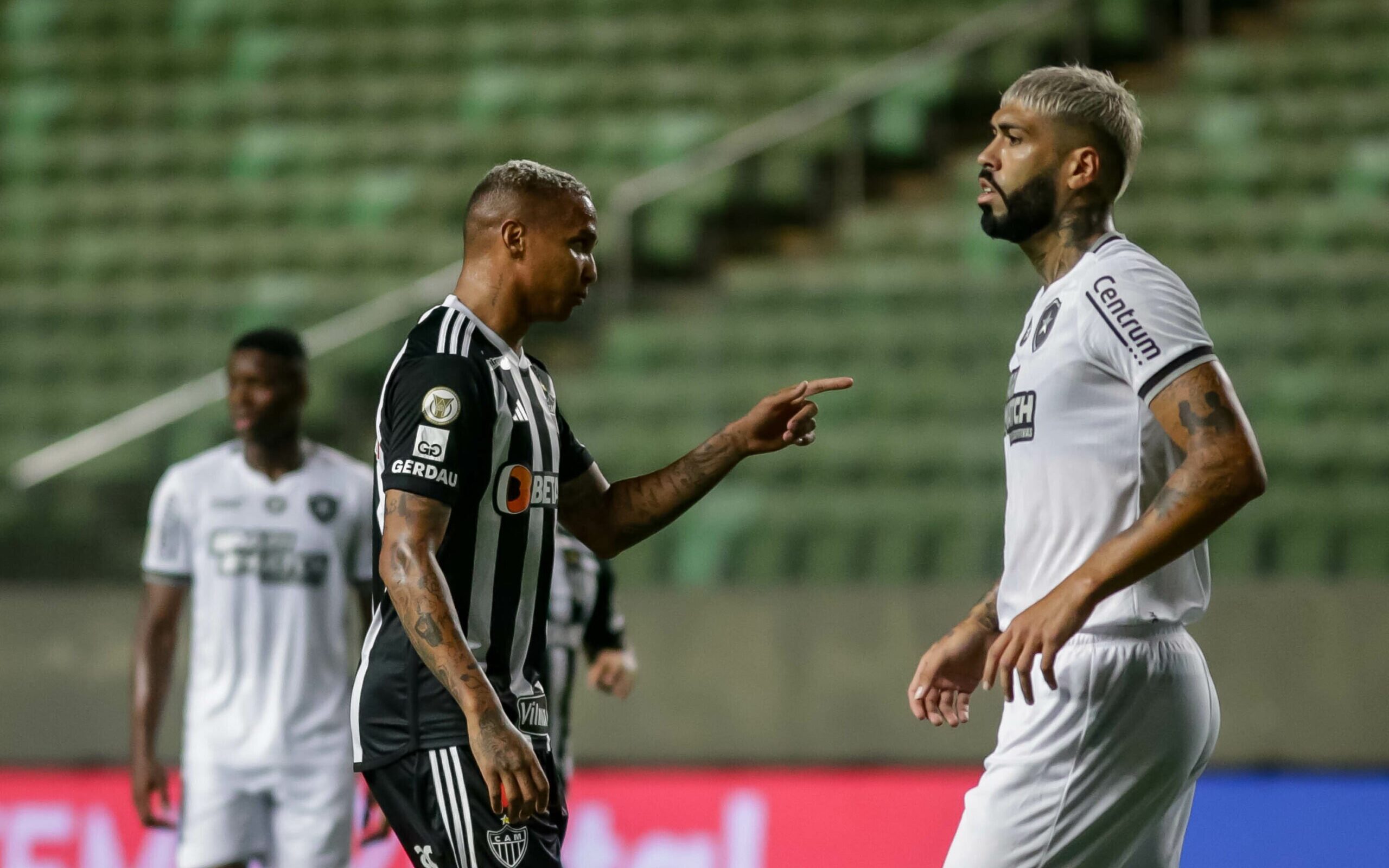 Deyverson provoca Botafogo e esquenta duelo decisivo do Palmeiras no Brasileirão.