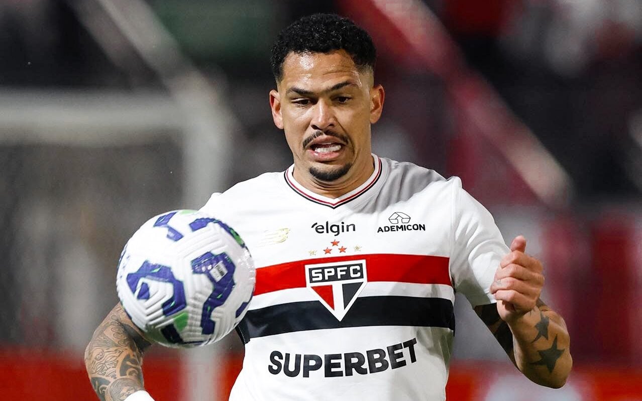 Entre má fase e desespero, Luciano é quem grita pelo São Paulo em empate Entre má fase e desespero, Luciano é quem grita pelo São Paulo em empate