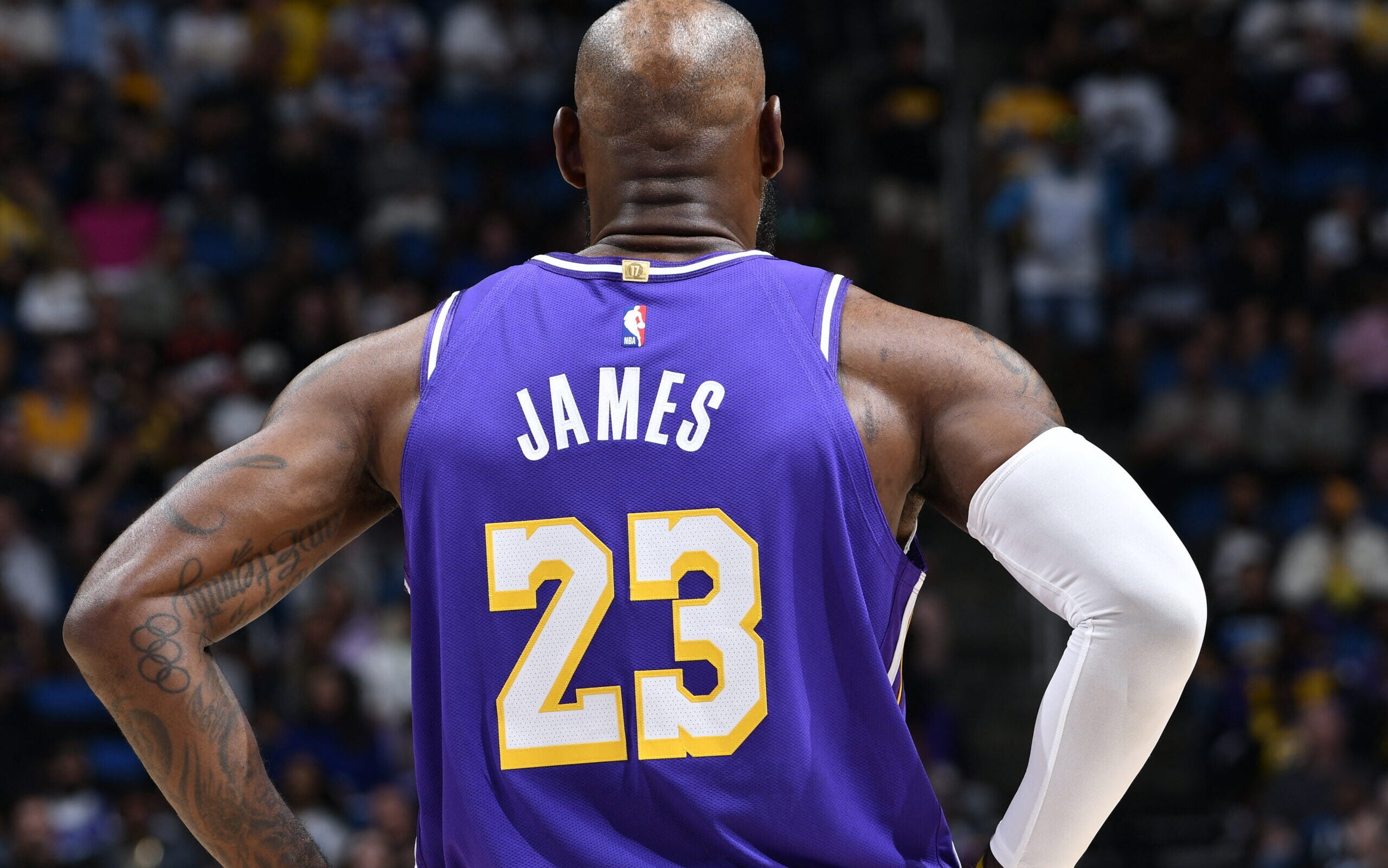Lebron James é o jogador com mais partidas na história da NBA