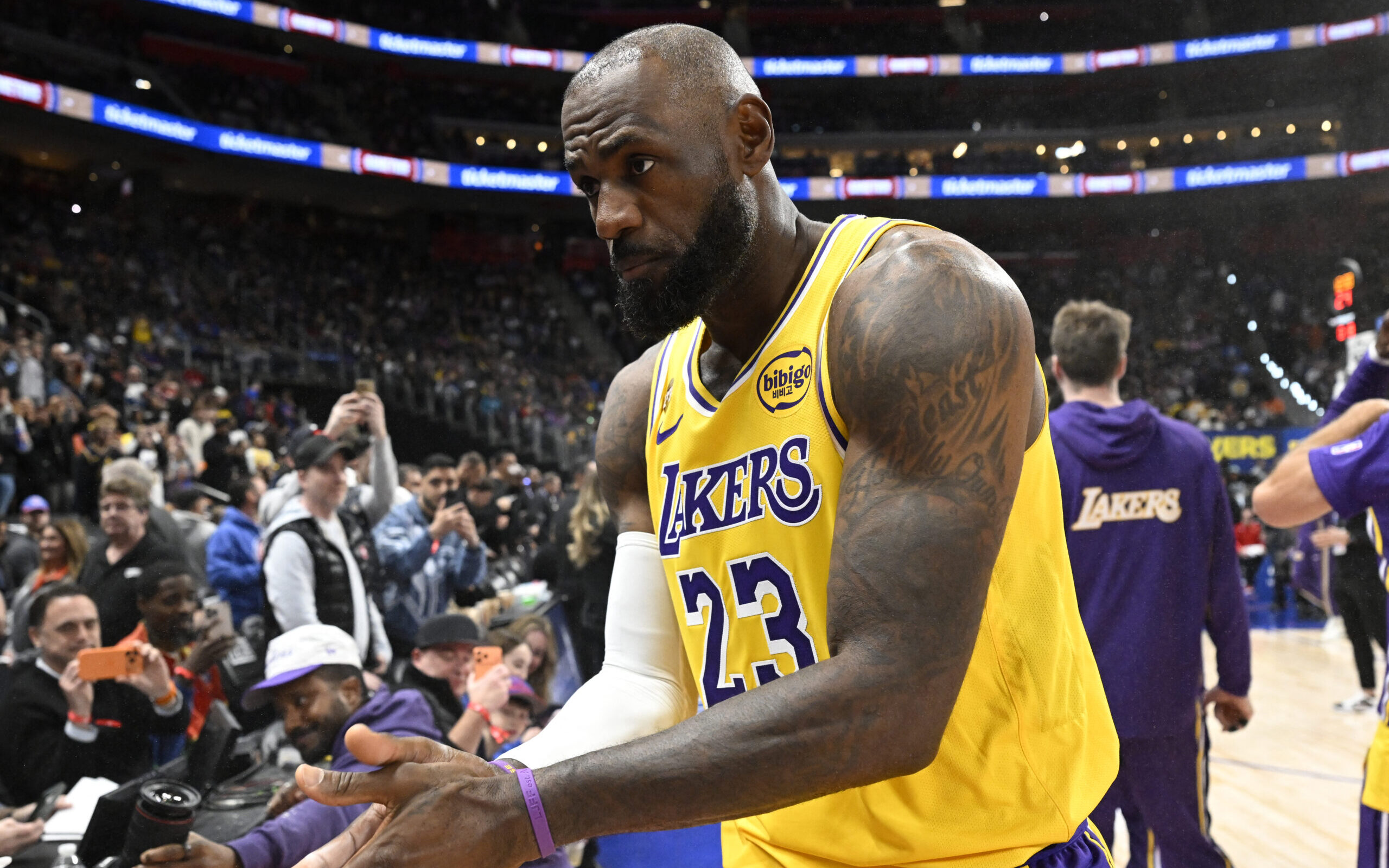 NBA: jornalista crava saída de Lebron James do Lakers; entenda