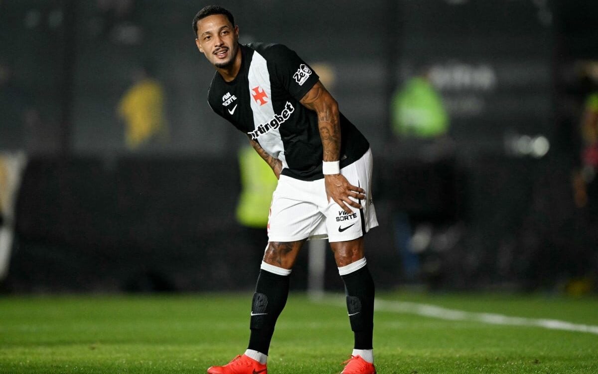 Imagem ilustrativa sobre Vasco manda mensagem em goleada contra Olimpia: Pedro Emanuel celebra resgate de força ofensiva