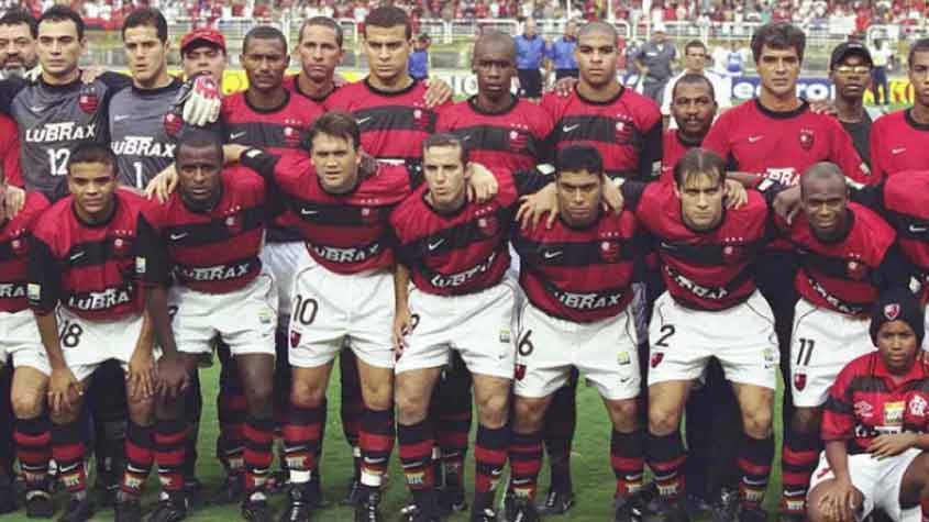 2001 — Aos 43 do Segundo Tempo: O Gol Imortal de Petkovic e o 4º Tricampeonato Carioca (1999-2000-2001)