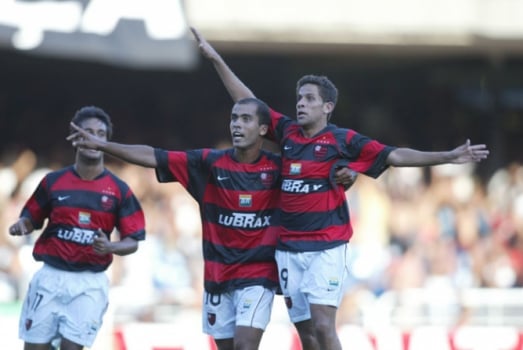 2004 — O 28º Campeonato Carioca sobre o Vasco no Maracanã com Hat-Trick de Jean